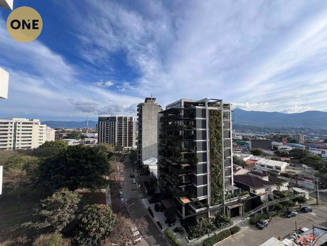¡Gran oportunidad de inversión en la exclusiva zona de La Nunciatura! - Imagen 11