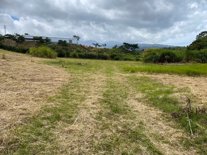 Venta de Terreno, El Carmen de Guadalupe. 2780