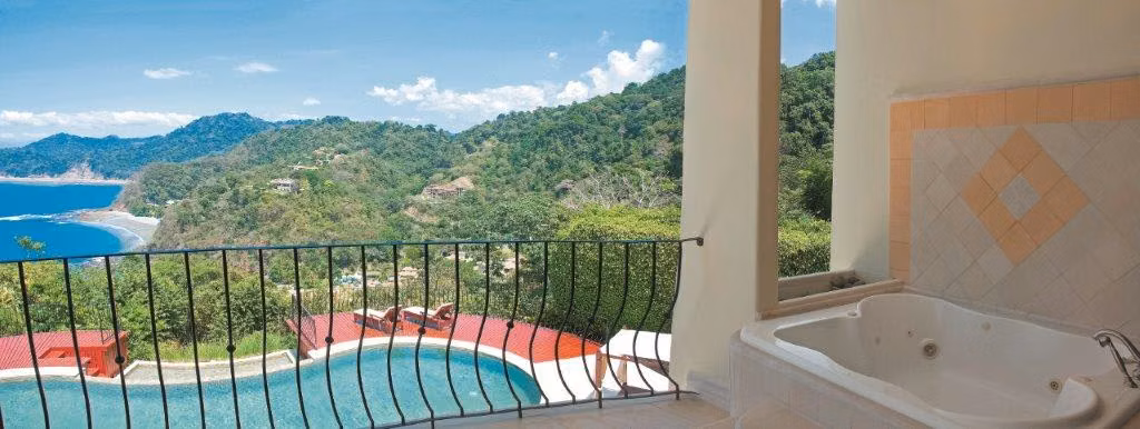 Casa en Los Sueños, Faro Escondido con Vista al Mar - Financiamiento Disponible