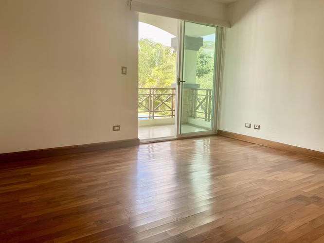 Escazu, Guachipelin  Casa Contemporánea con excelente Vistas