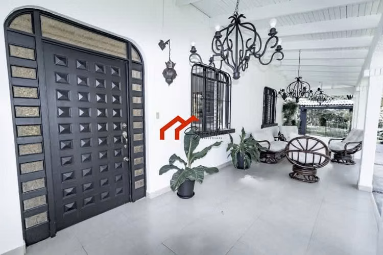Alquiler de casa amoblada en Belén, Heredia, Costa Rica - Imagen 8