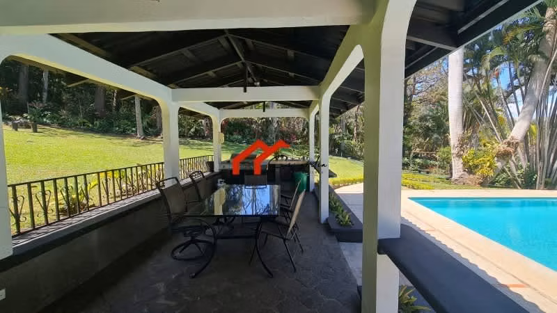 Alquiler de casa amoblada en Belén, Heredia, Costa Rica - Imagen 9