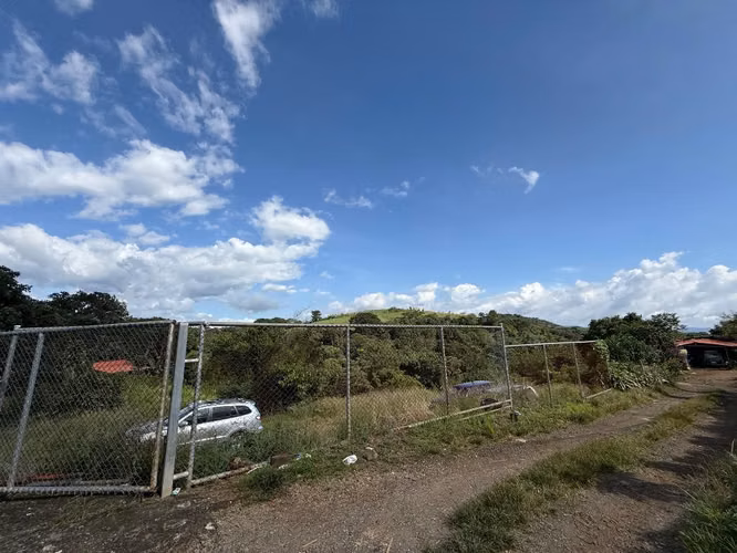 Finca frente radial a Grecia - Imagen 3
