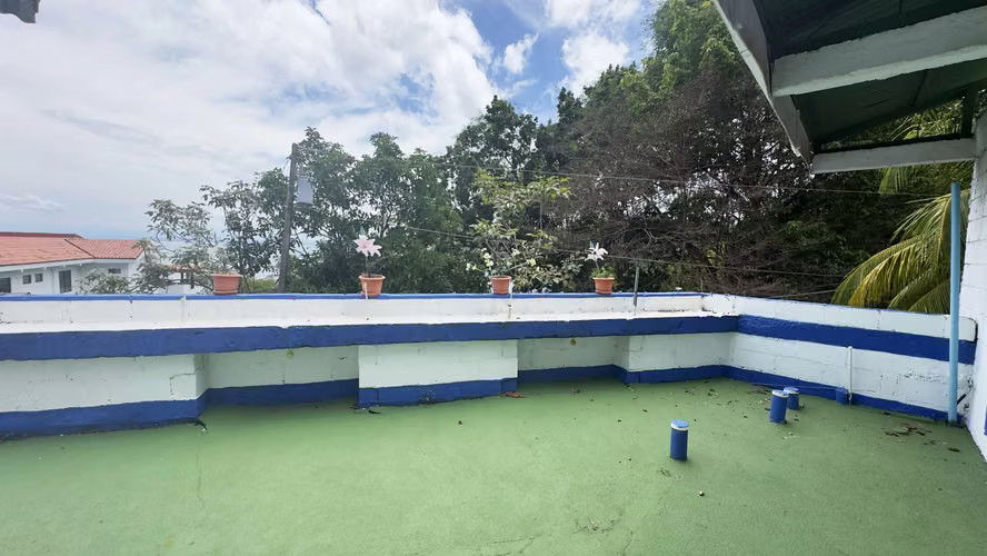 Venta de Casa Amueblada con Vista al Mar en Punta Leona (MB)