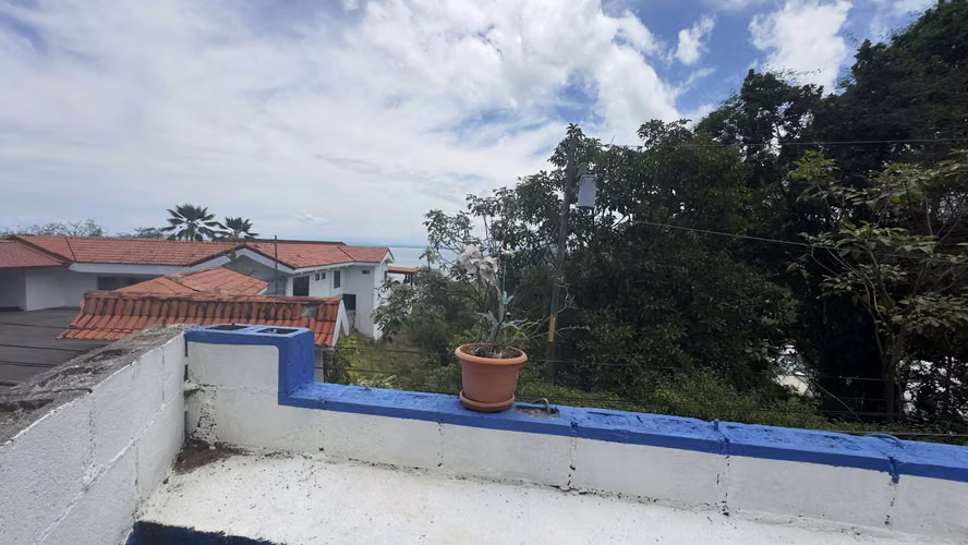 Venta de Casa Amueblada con Vista al Mar en Punta Leona (MB)