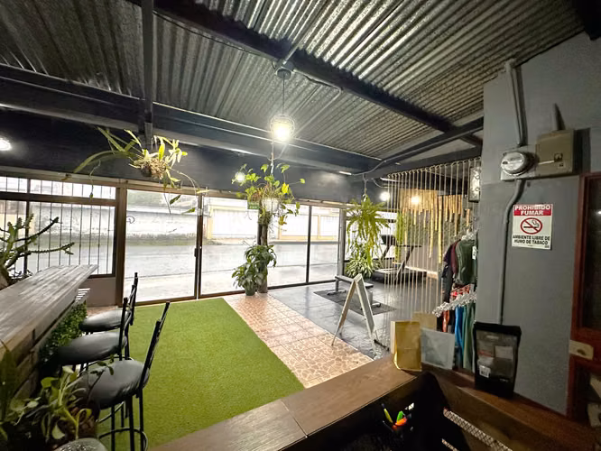 Local comercial en Venta Premium en el centro de Santo Domingo – 412 m² – ideal para clínicas, oficinas y negocios consolidados - Imagen 6