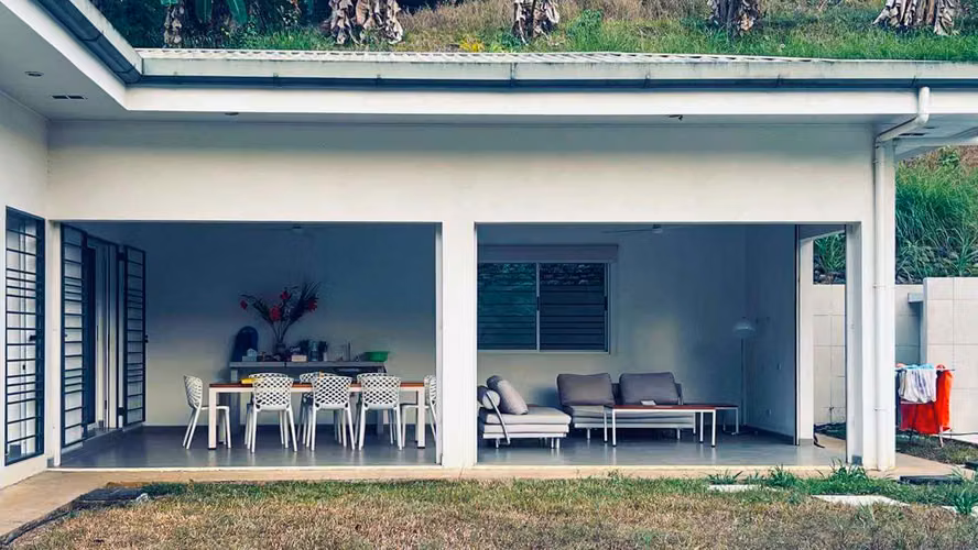 Se vende casa con piscina en Jacó, Puntarenas (RQ) - Imagen 2