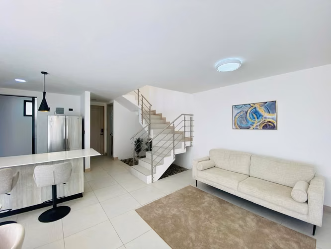 ALQUILER/VENTA DE CASA NUEVA EN CONDOMINIO, LINDORA - Imagen 4