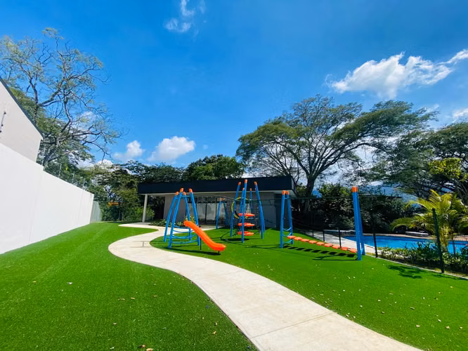 ALQUILER/VENTA DE CASA NUEVA EN CONDOMINIO, LINDORA - Imagen 18