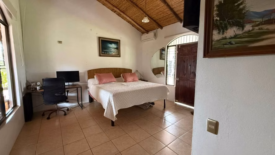 Venta de terreno Muelle-San Carlos
