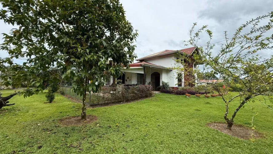 Venta de terreno Muelle-San Carlos