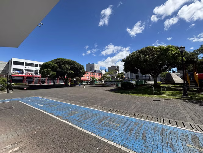 Local comercial 2 niveles inmejorable ubicación Barrio Chino San José 293m2 - Imagen 6