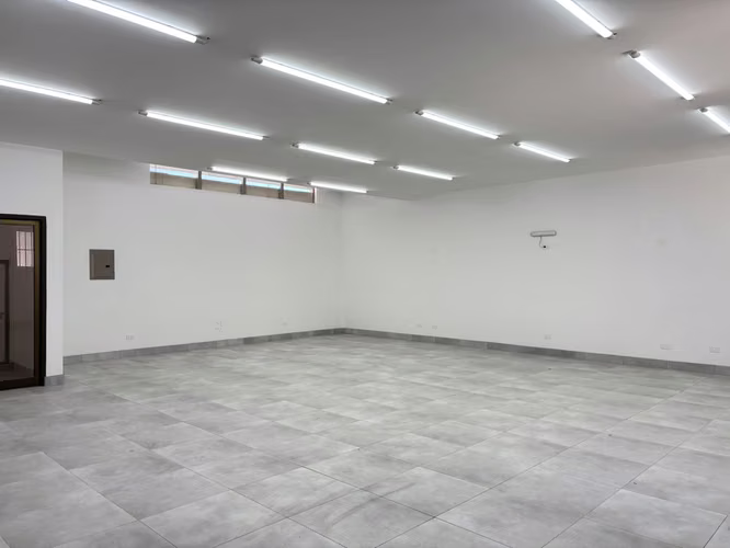 Local comercial 2 niveles inmejorable ubicación Barrio Chino San José 293m2 - Imagen 17