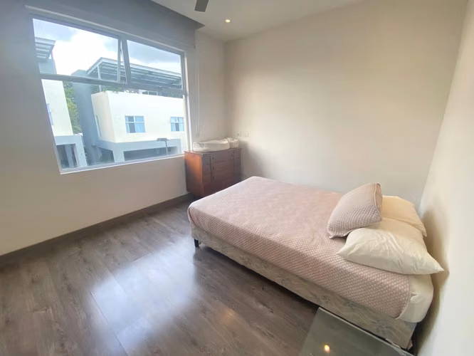 Venta Townhouse en Lindora