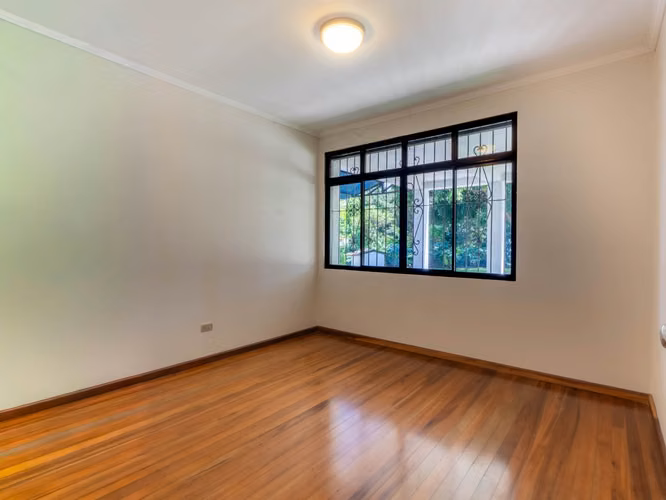 ALQUILER DE CASA INDEPENDIENTE EN BELLO HORIZONTE - Imagen 5