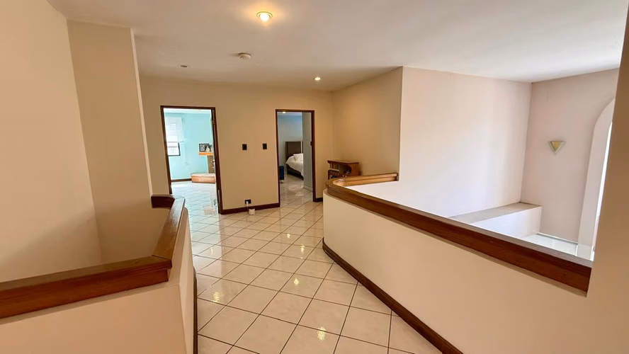 Venta de Casa en Heredia Belén Los Arcos | Acogedora y con luz natural
