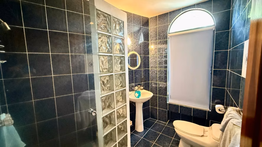 Venta de Casa en Heredia Belén Los Arcos | Acogedora y con luz natural