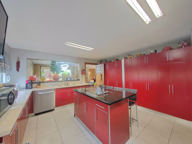 VENTA CASA COND. VILLAS DE VALENCIA, 345 m2, 3 HAB, 3.5 BANOS, 2 SALAS