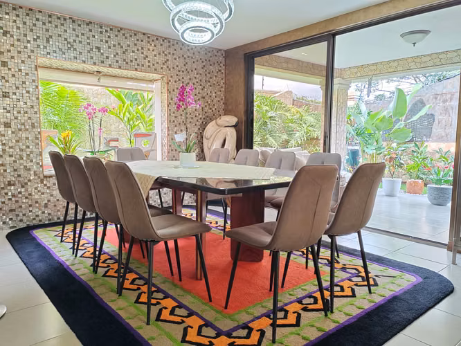 VENTA CASA COND. VILLAS DE VALENCIA, 345 m2, 3 HAB, 3.5 BANOS, 2 SALAS