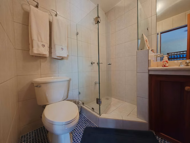 VENTA CASA COND. VILLAS DE VALENCIA, 345 m2, 3 HAB, 3.5 BANOS, 2 SALAS