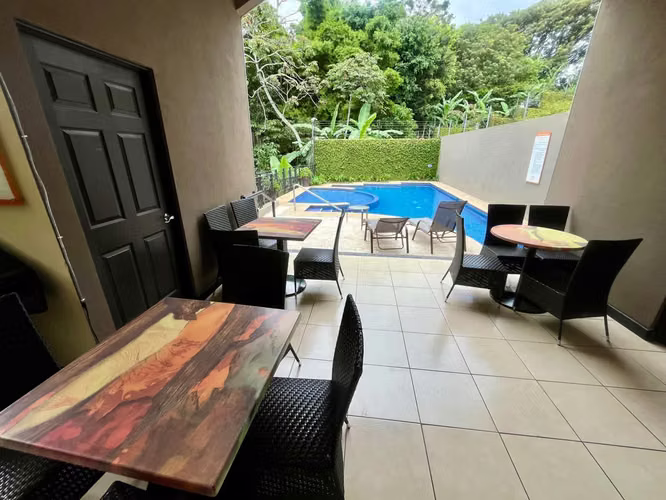 Venta apartamento amueblado en Ayarco Curridabat - Imagen 3