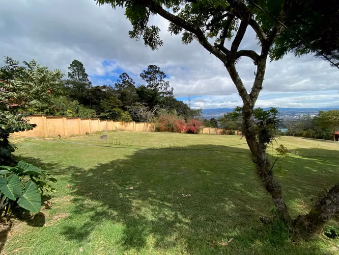 Venta Espectacular Terreno, San Antonio Escazú. 5631 - Imagen 2