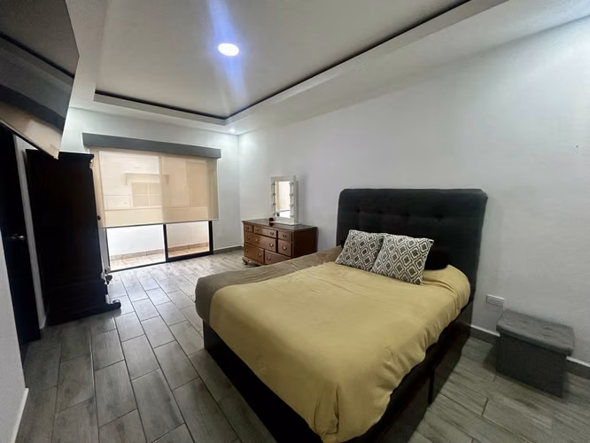 id# 41227  Casa en oportunidad, en condominio Distrito San Juan