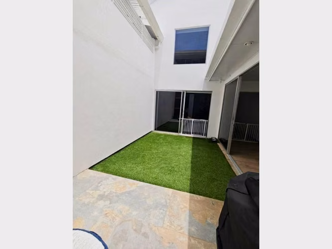 Venta de Casa en Lomas de Ayarco Sur, Curridabat 5890