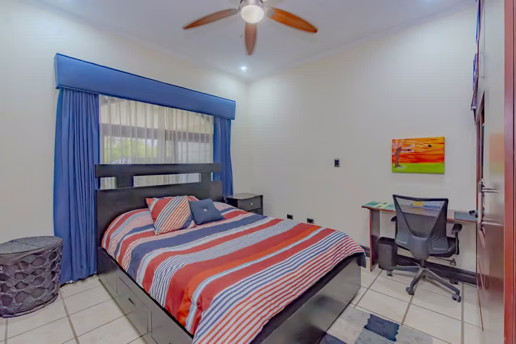 Casa de una planta en, Valle del Sol, Santa Ana. - Imagen 13