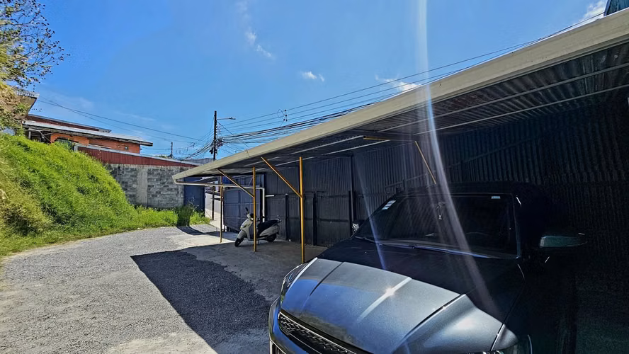 Lote en Coronado CERCA DE LA CLINICA 712m2
