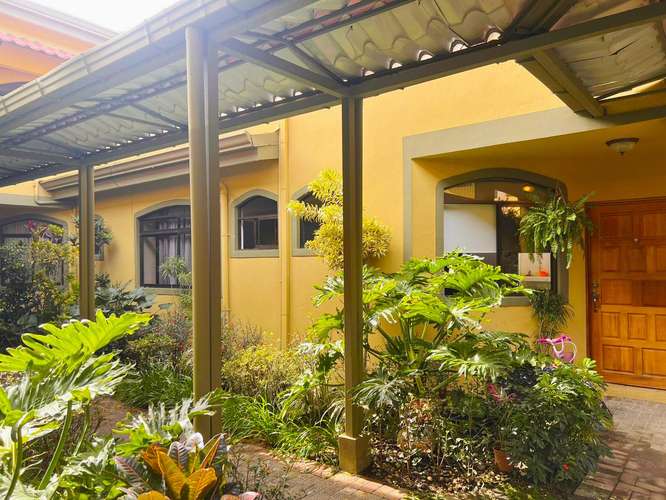 VENTA DE CASA EN CONDOMINIO – GUAYABOS DE CURRIDABAT - Imagen 10