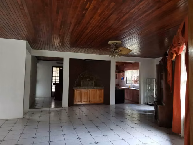 Casa con Quinta que dá Bienestar! en Guápiles, donde la vida se Disfruta! Pococí,Limón
