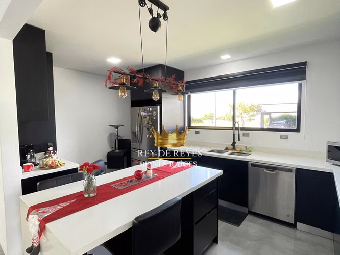 VENTA DE CASA EN CONDOMINIO LOMAS DE HIDALGO EN LA GARITA DE ALAJUELA - Imagen 4