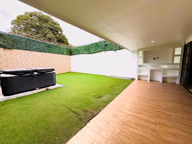 CASA EN ALQUILER EN POZOS DE SANTA ANA* - Imagen 5