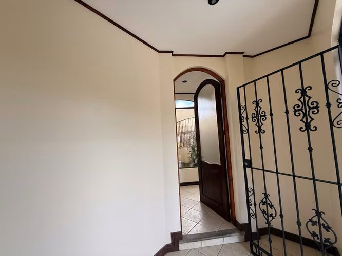 Casa en venta, Granadilla, Granadilla Norte, Curridabat.