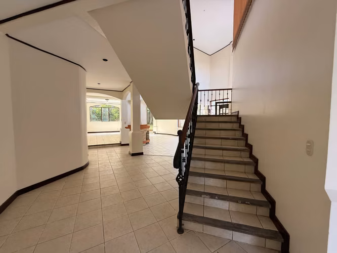 Casa en venta, Granadilla, Granadilla Norte, Curridabat.