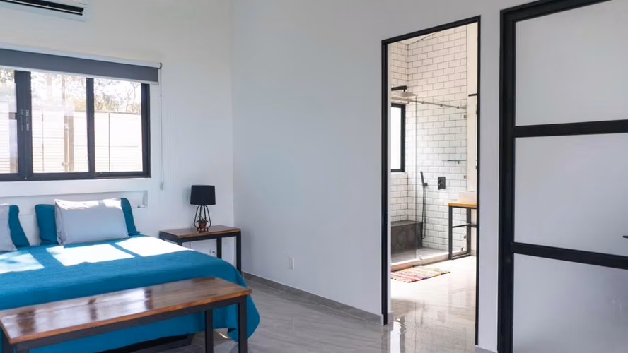 Propiedad Turnkey con Dos Casas y Piscina Infinity – $595,000 USD