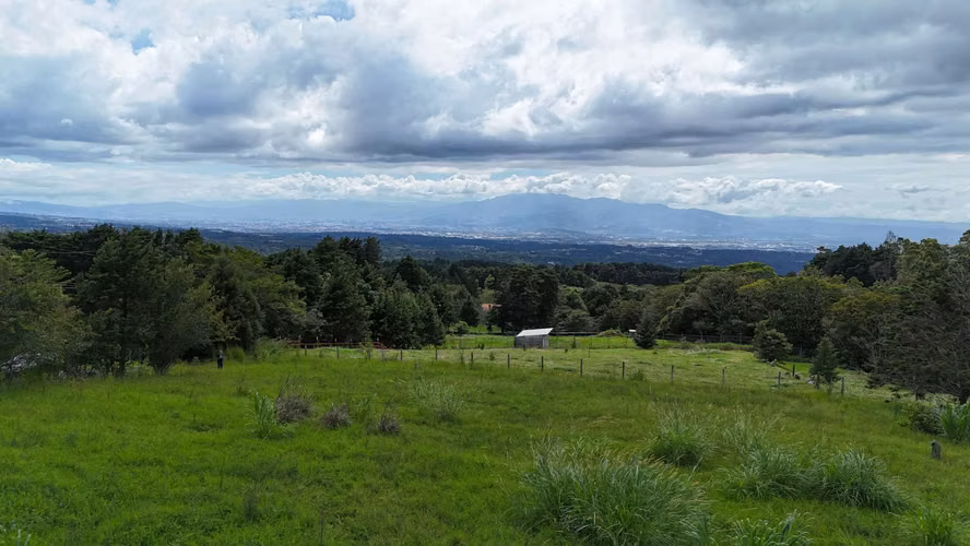 EN VENTA  LOTE CON VISTAS PANORAMICAS  - SABANA REDONDA DE POAS - Imagen 3