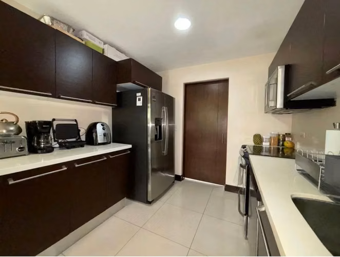Venta de casa en Condominio Parques del Sol, Brasil de Santa Ana - Imagen 4