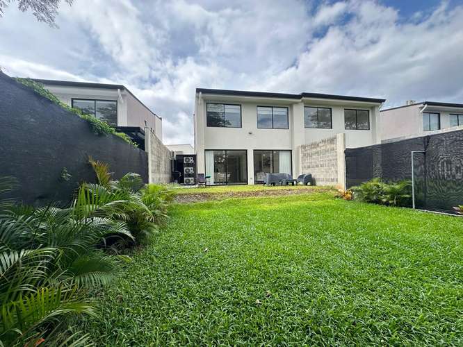 Venta de Casa en Condominio Lindora Village – Lindora, Pozos, Santa Ana - Imagen 19