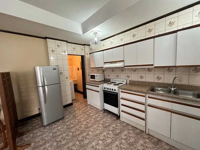 Alquiler de Apartamento Rohrmoser, excelente ubicación - Imagen 10
