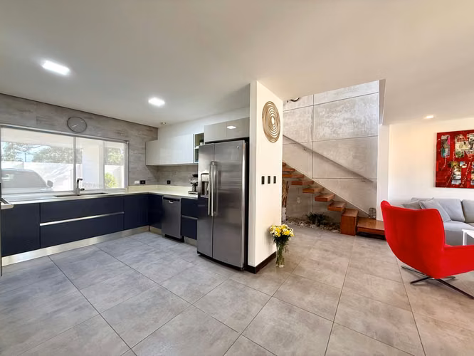 VENTA DE CASA EN CONDOMINIO EN SANTA ANA - Imagen 8