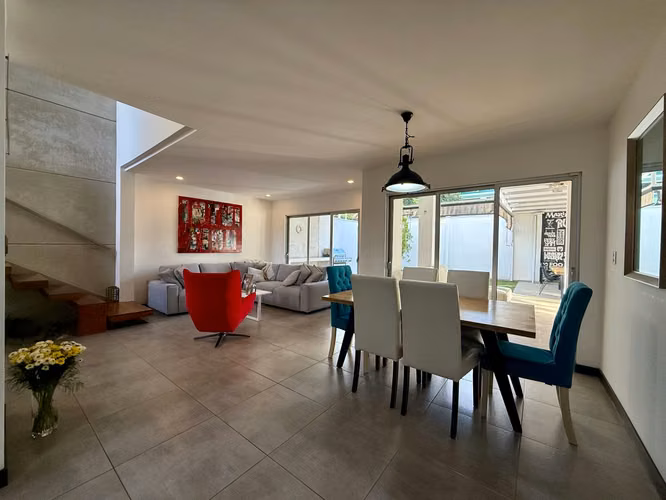 VENTA DE CASA EN CONDOMINIO EN SANTA ANA - Imagen 2