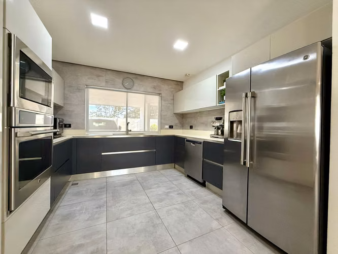 VENTA DE CASA EN CONDOMINIO EN SANTA ANA - Imagen 9