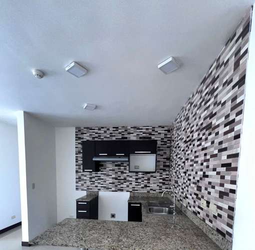 Alquiler Apartamento San Sebastián  3 Habitaciones en Torre