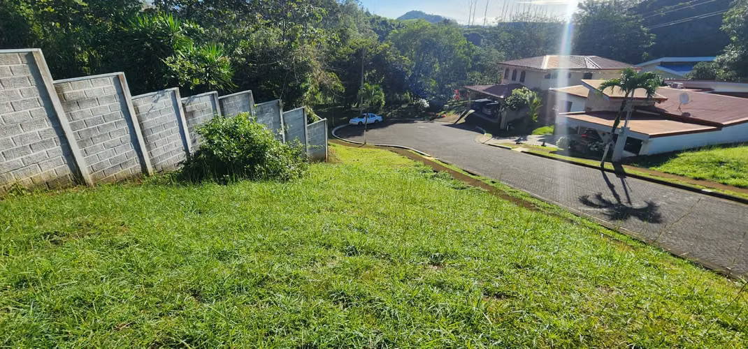 Lote en condominio Valle Las Flores Grecia - Imagen 3