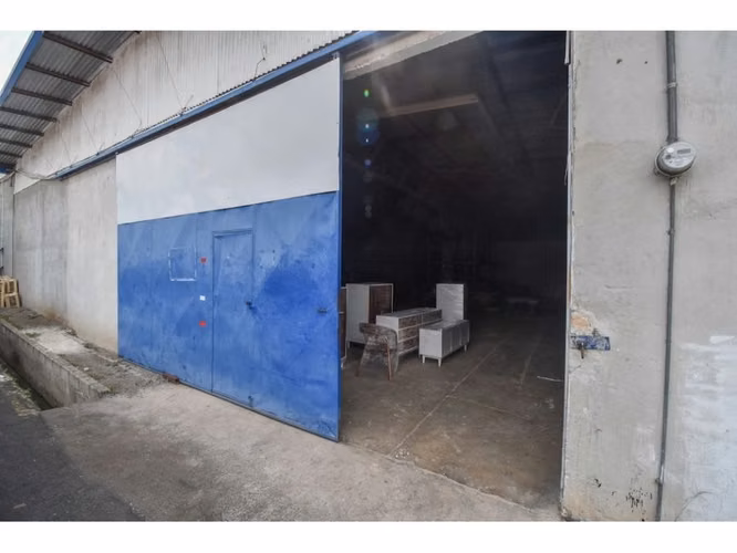 BODEGA EN ALQUILER EN ESCAZU