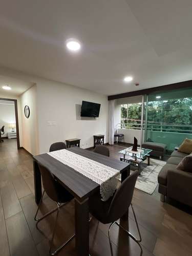 SE RENTA hermoso y amplio apartamento de 1 habitación en Torres de Heredia, full amoblado. - Imagen 5
