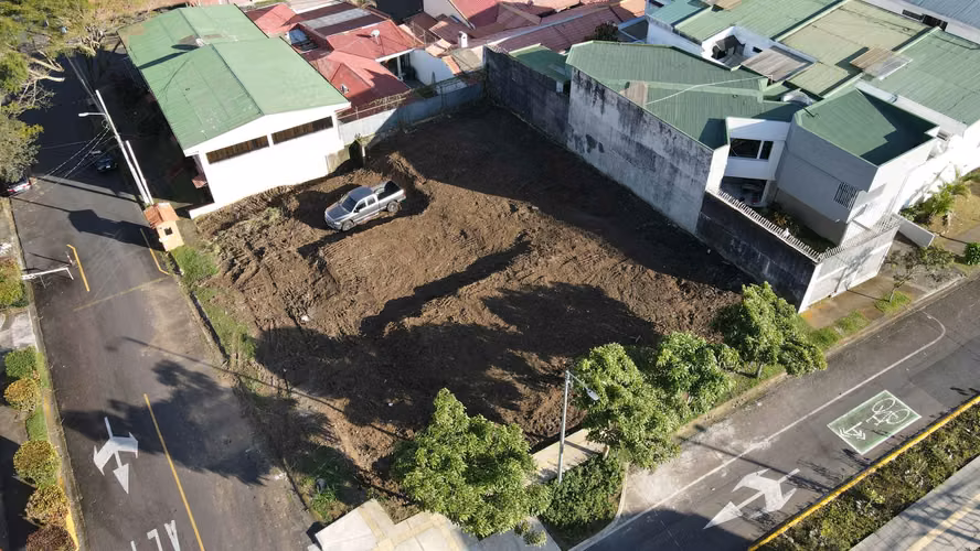 VENTA de Lote de 800m2 en Curridabat