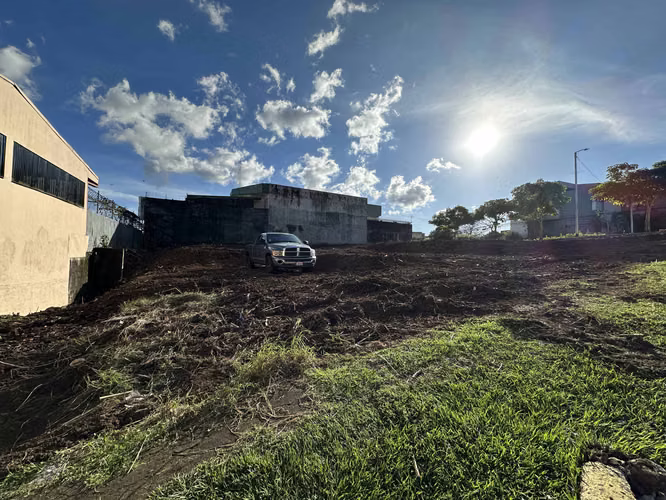 VENTA de Lote de 800m2 en Curridabat